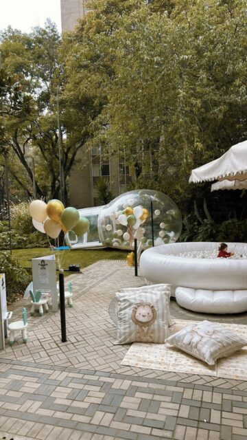 Este año fue escrito en detalles, confianza y momentos irrepetibles.

Más de 700 eventos nos permitieron entrar en celebraciones únicas, donde el buen gusto y la emoción se encontraron.

A nuestros clientes, decoradores y planeadores:
gracias por elegirnos, por confiar en nuestra visión y por permitirnos ser parte de escenarios que hoy permanecen en la memoria.

FELIZ 2026 Y MUCHOS ÉXITOS PARA TODOS USTEDES. 🤍🎊🎉🥳🍾

 #felizañonuevo #2026 #2025