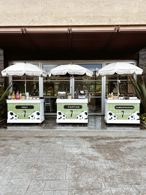 ⚽️ SALVADOR ⚽️
🥤🌭🍧 Estaciones de alimentos: @blackhomecol
